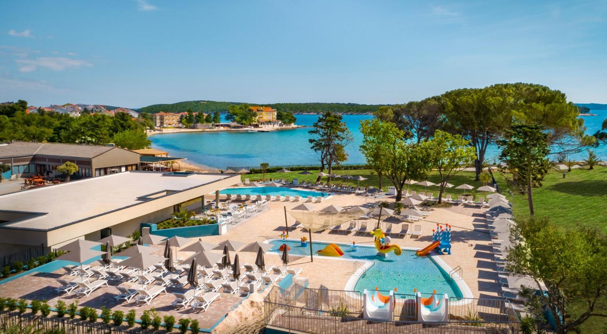 Padova Premium Camping Resort by Valamar Banjol Exterior foto