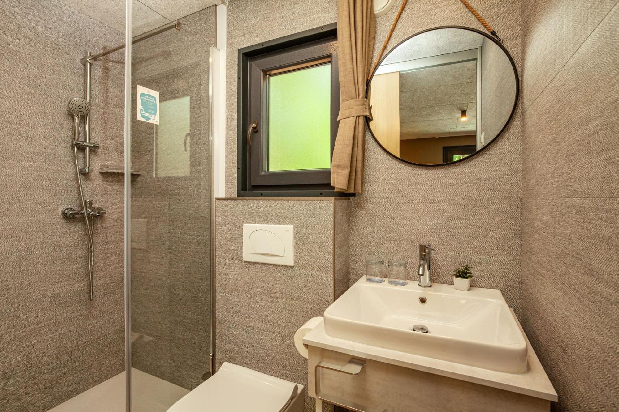 Padova Premium Camping Resort by Valamar Banjol Quarto foto
